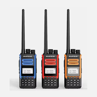 kaufen BF-H7 Dual Band Portable Walkie Talkie VHF UHF 136-174MHZ 400-520MHZ IPX4 Waterproof with 1000-1500mAh Battery on-line-Fertigung