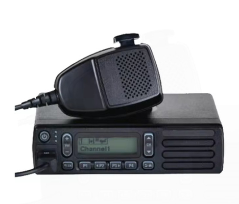 UHF / VHF XiR M3688 Digitales Mobilfahrzeug 2-Wege-Funk-Langstrecken-Fahrzeugbasis
