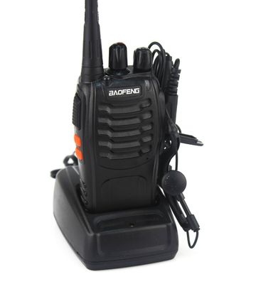 Baofeng BF-888S Plus UHF Walkie Talkie mit einer Reichweite von 3-5 km